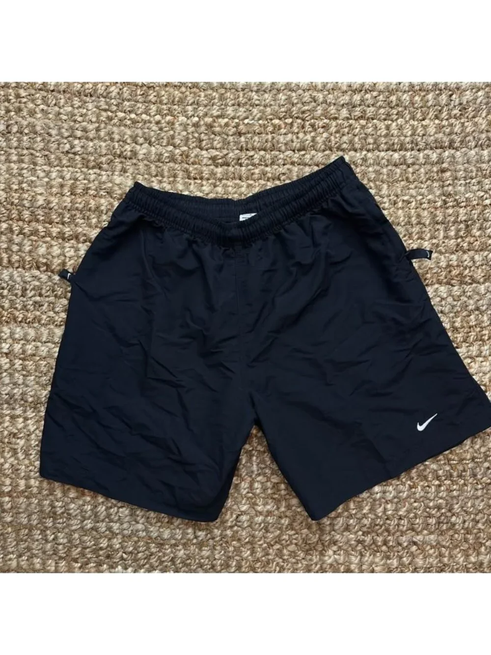 Nike NGR Solo Swoosh Black Athletic Shorts Mens Medium Drawstring Elastic Waist